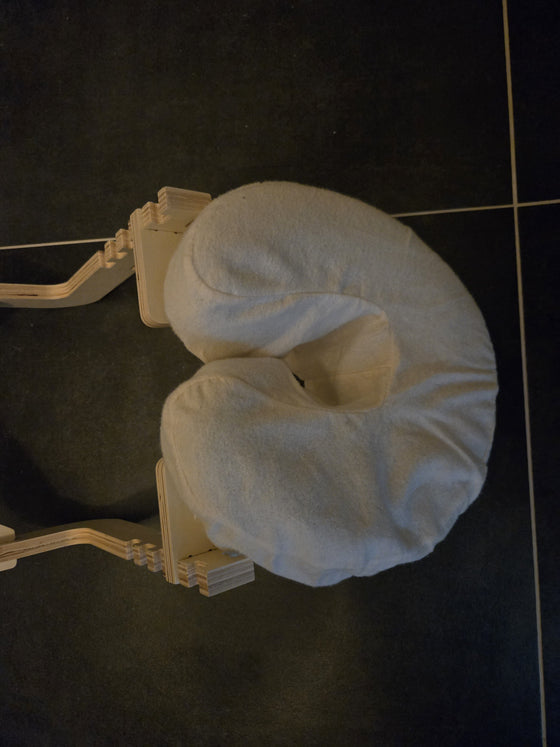 Diese Set ist wirklich top! Schnell aufgebaut, passt perfekt auf jede Matratze. Das Massage-Kopfkissen ist ein Gamech...